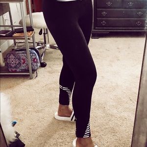 Lululemon leggings with stipe pattern